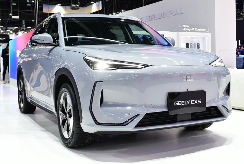 GEELY EX5